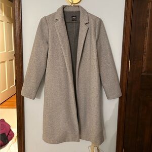 Zara Women's Elegant Gray Trench Coat